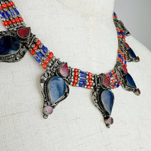 Load image into Gallery viewer, Vintage Lapis Lazuli Ethnic Necklace
