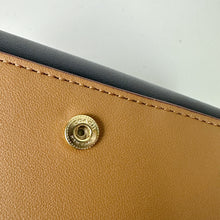 Load image into Gallery viewer, Coach Morgan Wallet in Signature Chambray Canvas
